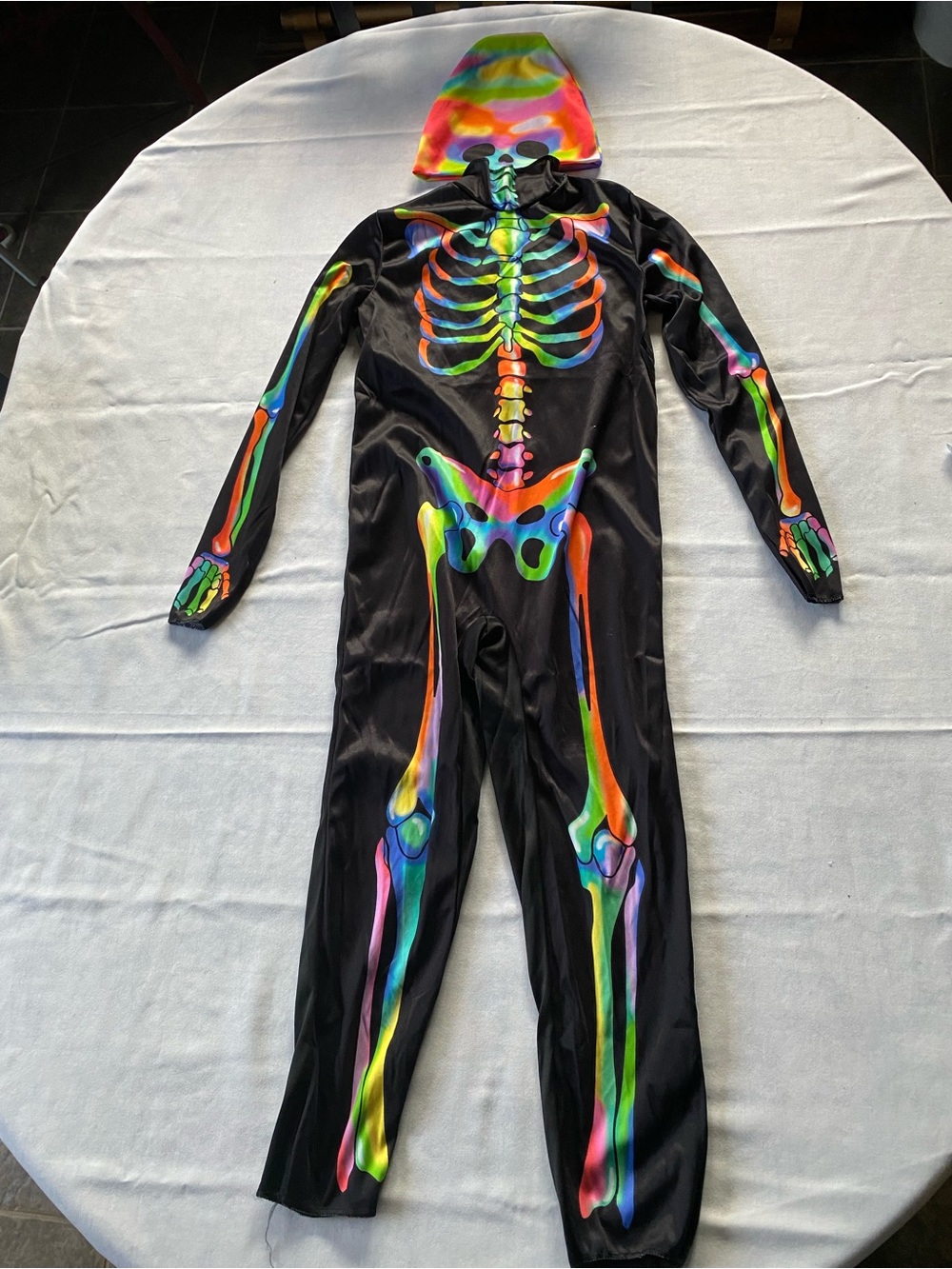 NWOT Halloween Multi-colored Skeleton Costume With Hat Size Kids Small